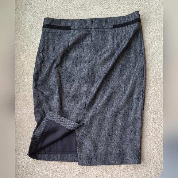 Beutiful Dar Grey Skirts - Picture 8 of 9